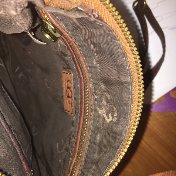 Brown leather UGG cross body purse - Picture 4 of 5